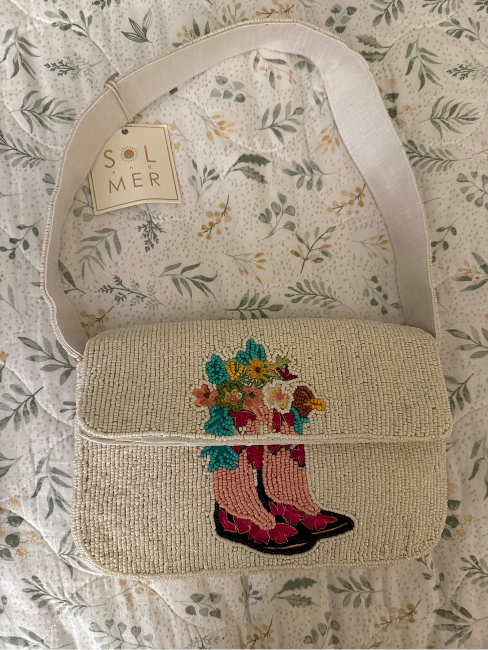 Viral Fall Cream BeadedBag with Floral Cowgirl Boots